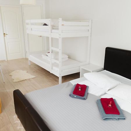 Konrad Family Guesthouse Куресааре Екстериор снимка