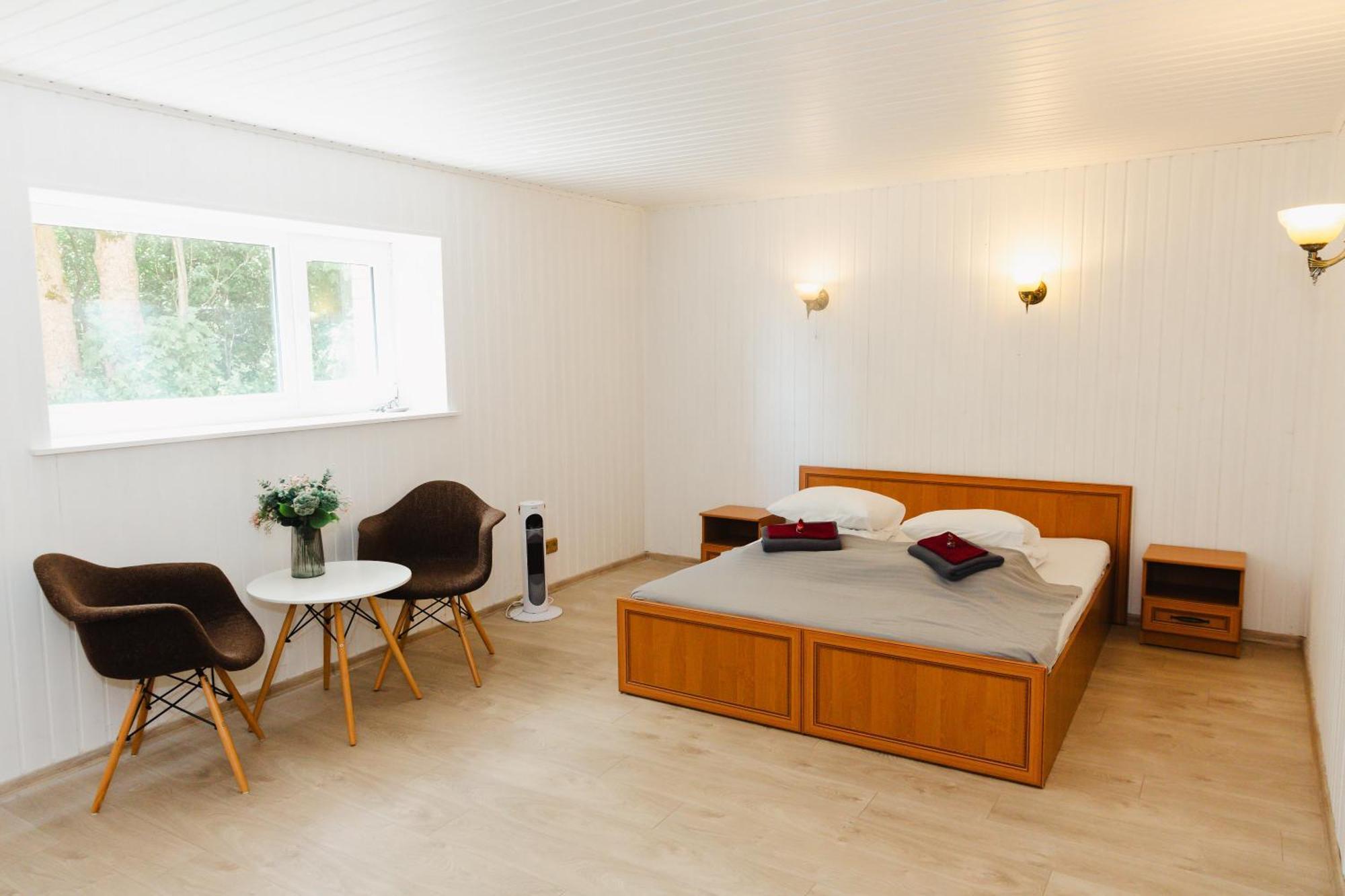 Konrad Family Guesthouse Куресааре Екстериор снимка