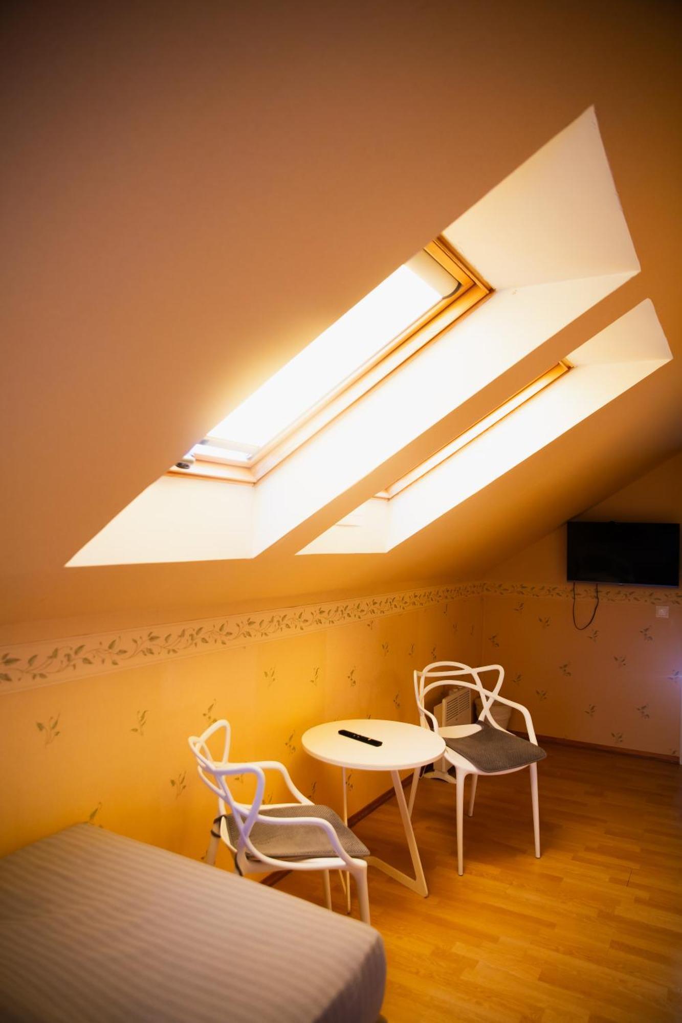 Konrad Family Guesthouse Куресааре Стая снимка