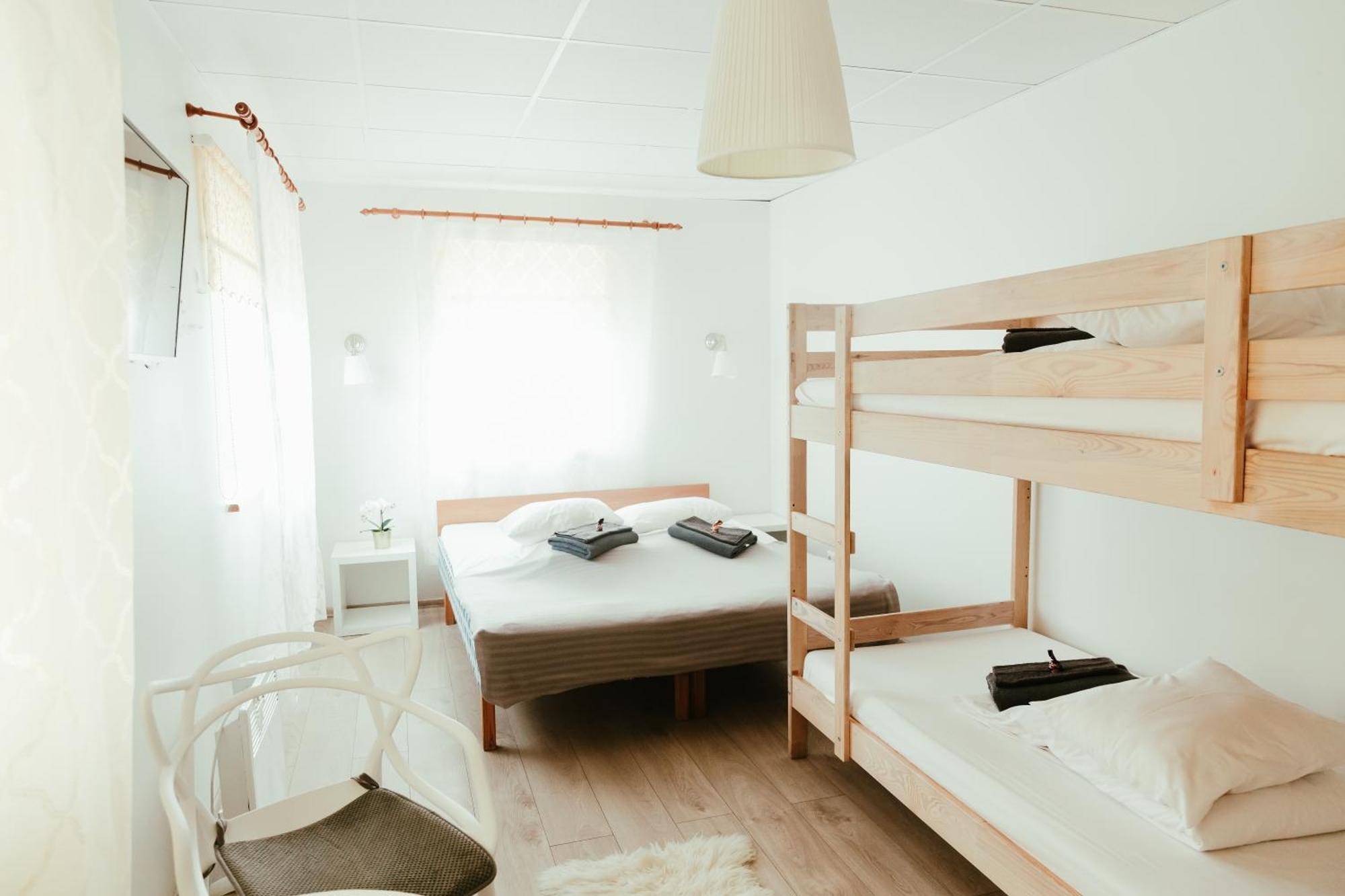 Konrad Family Guesthouse Куресааре Екстериор снимка