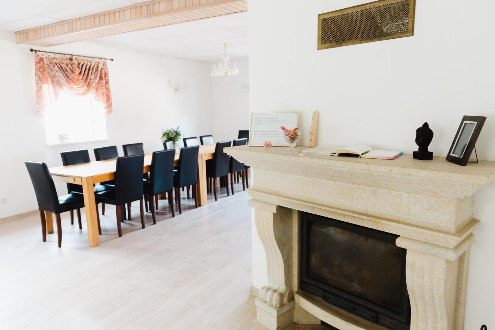 Konrad Family Guesthouse Куресааре Екстериор снимка