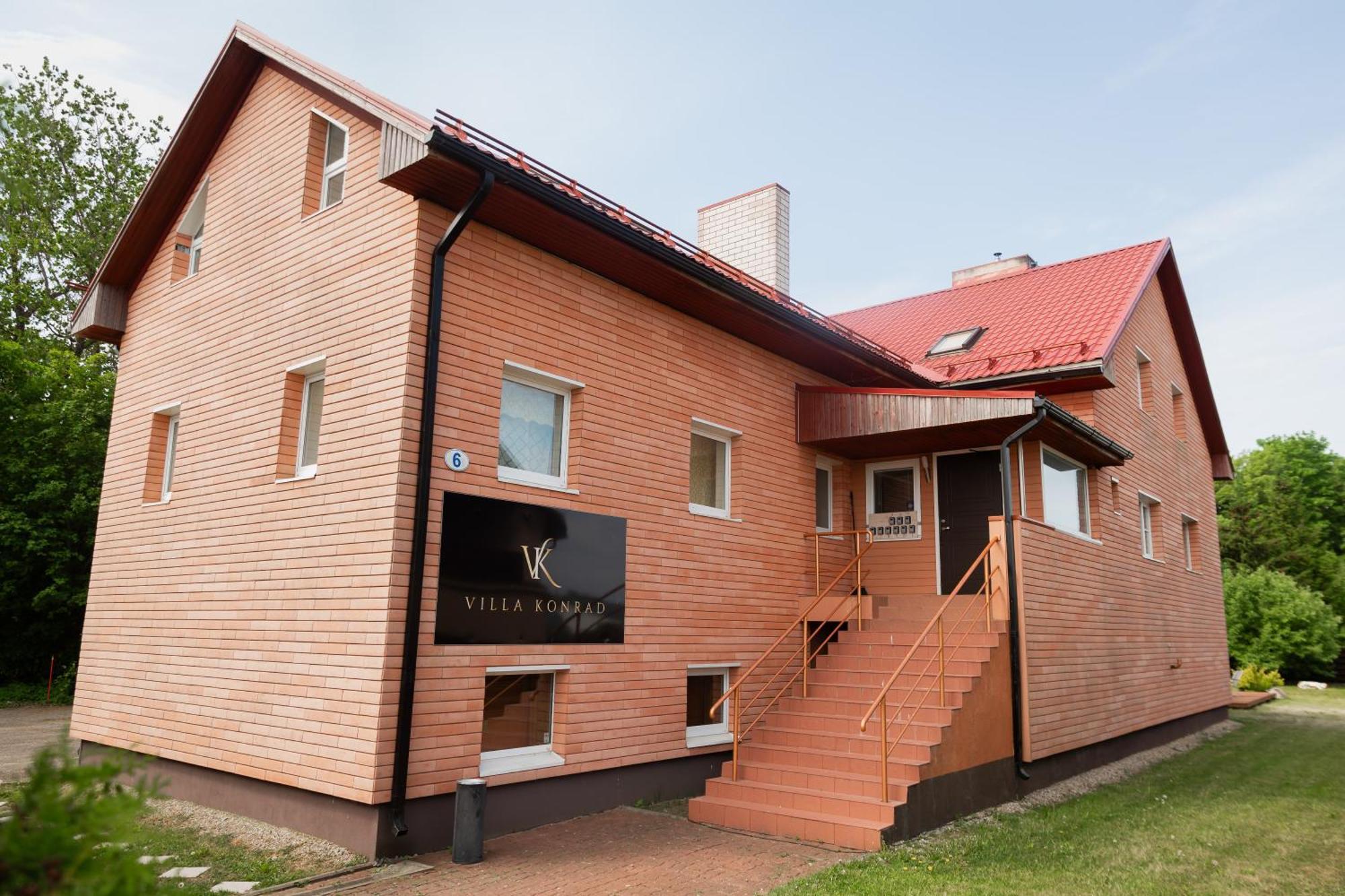 Konrad Family Guesthouse Куресааре Екстериор снимка