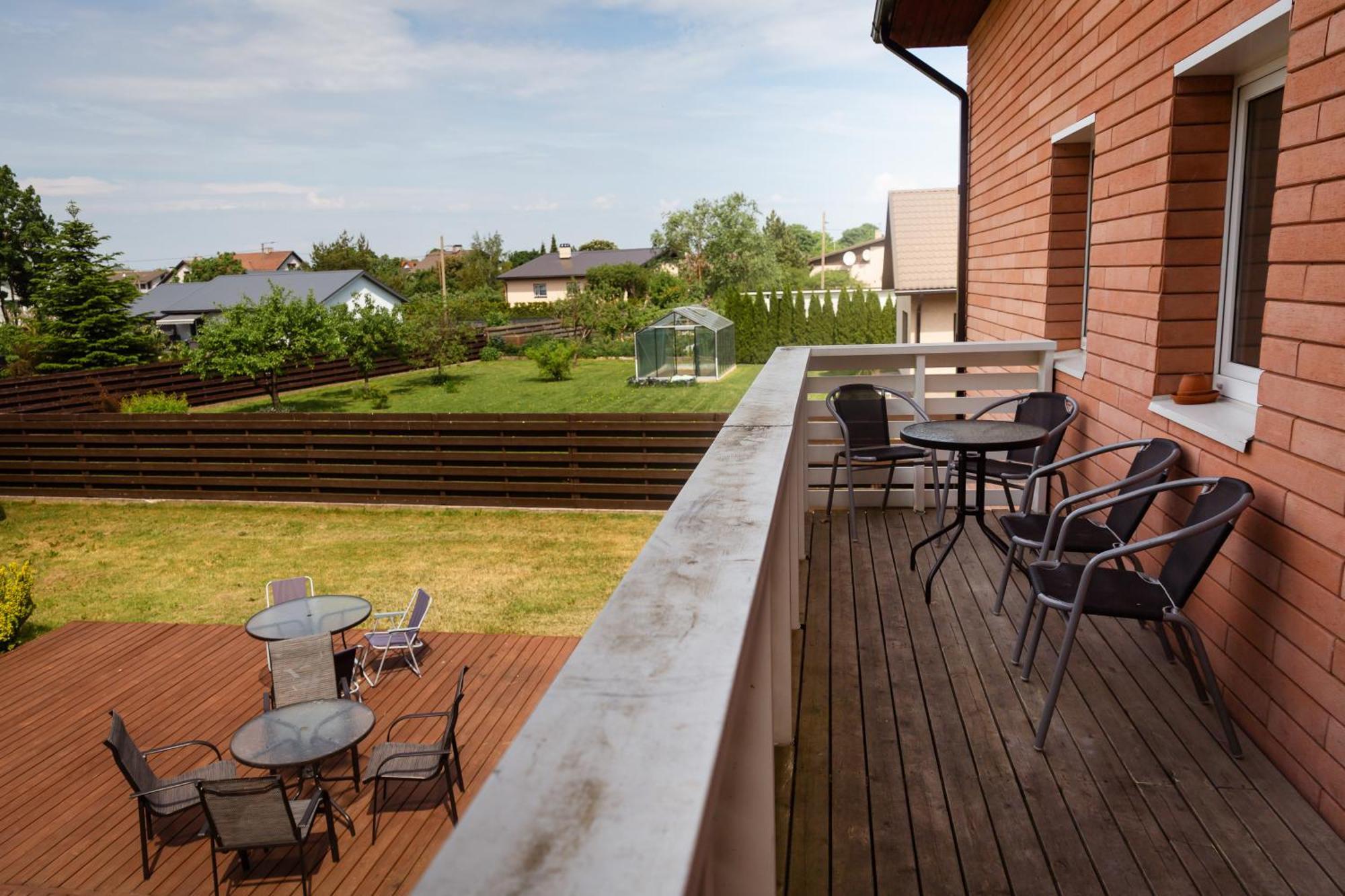 Konrad Family Guesthouse Куресааре Екстериор снимка